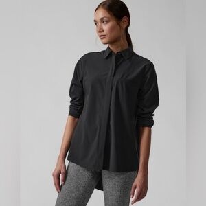 Women’s Athleta Urbanite Featherweight Stretch Button Down Collared Spring Top